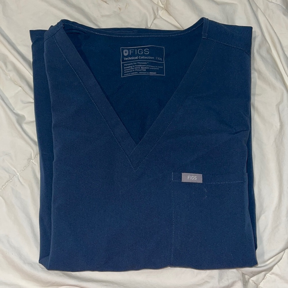FIGS Catarina scrub top